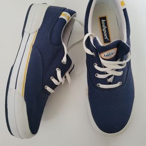 KedSport Size 8 Women's Shoes